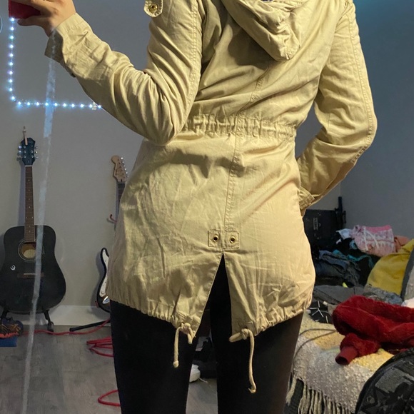 Jacket - Picture 5 of 6